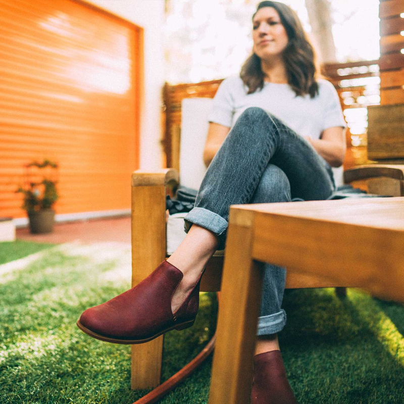 Women’s Kodiak Low-Rider V Cut Boot image number 8