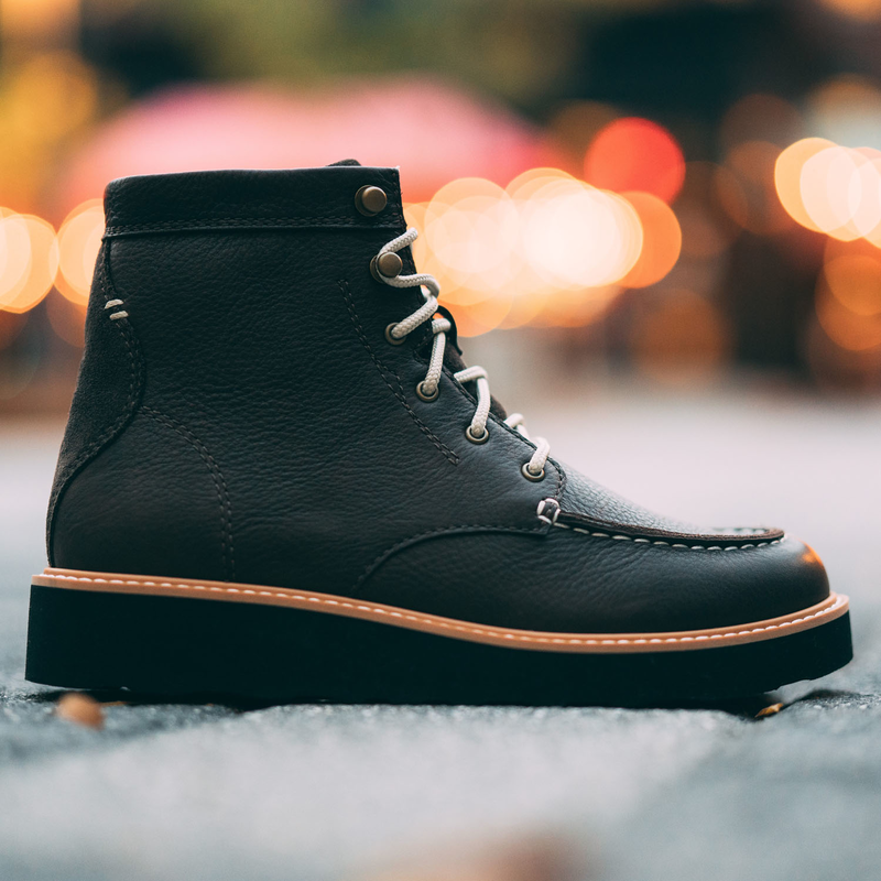 Women's Kodiak Scotia Moc Toe Boot image number 8