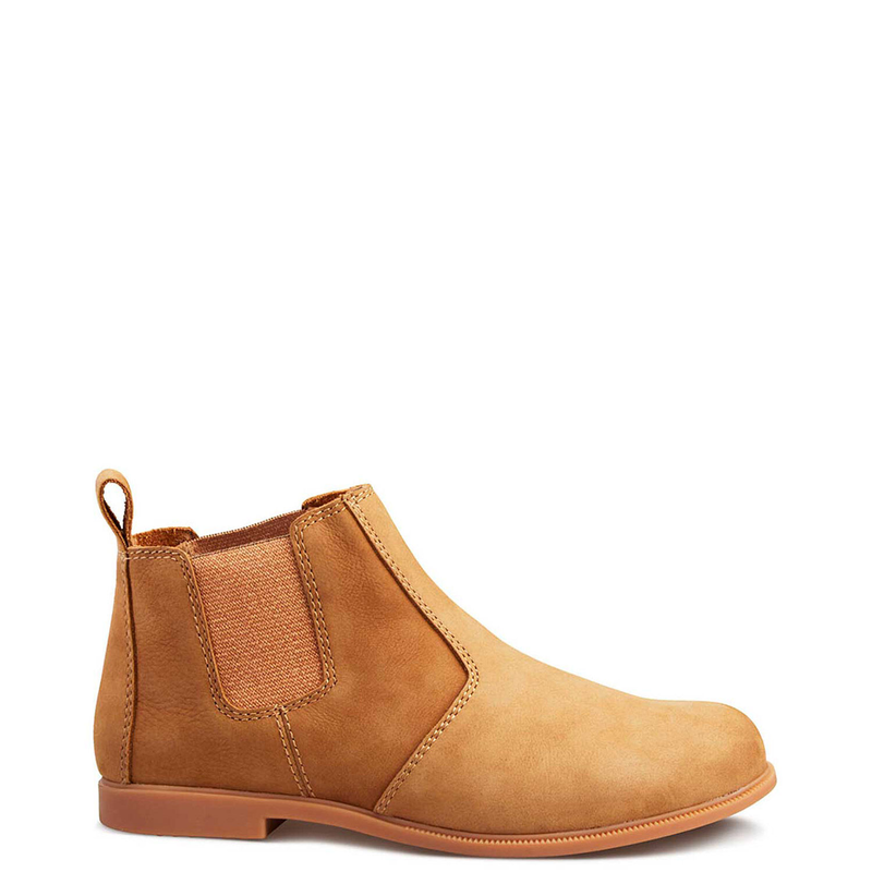 Low rise sales chelsea boots