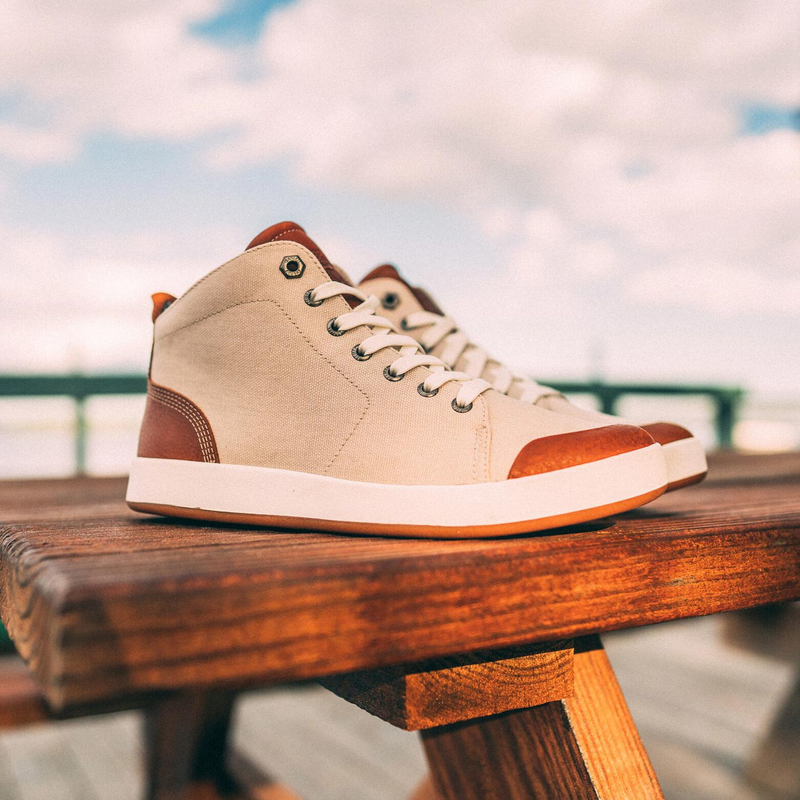 Women s Kodiak Georgian Mid Cut Sneaker